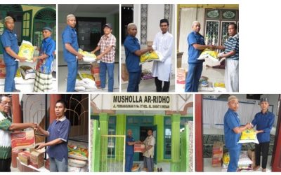 Pembagian sembako dari PT. Kogelahar Indonusa